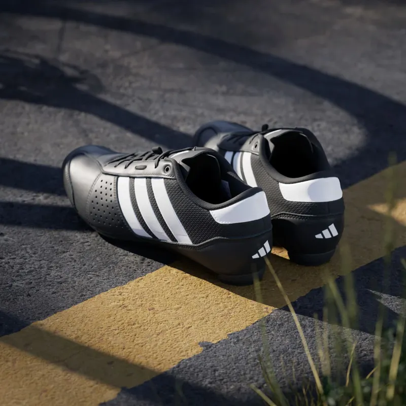 Adidas Heritage Road Cycling Shoes Core Black / Cloud White / Cloud White (IH5220)