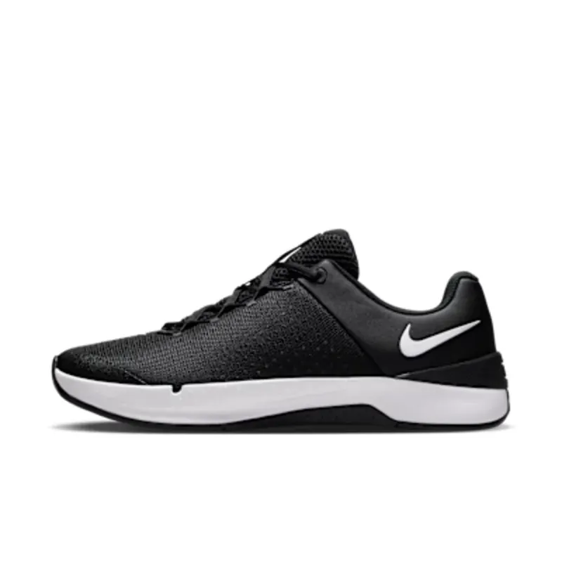 Nike MC 4 “Black / White” (IM3575-003)