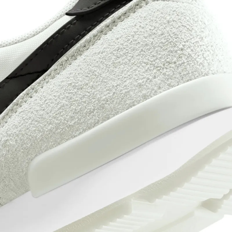 nike-internationalist 828407-108