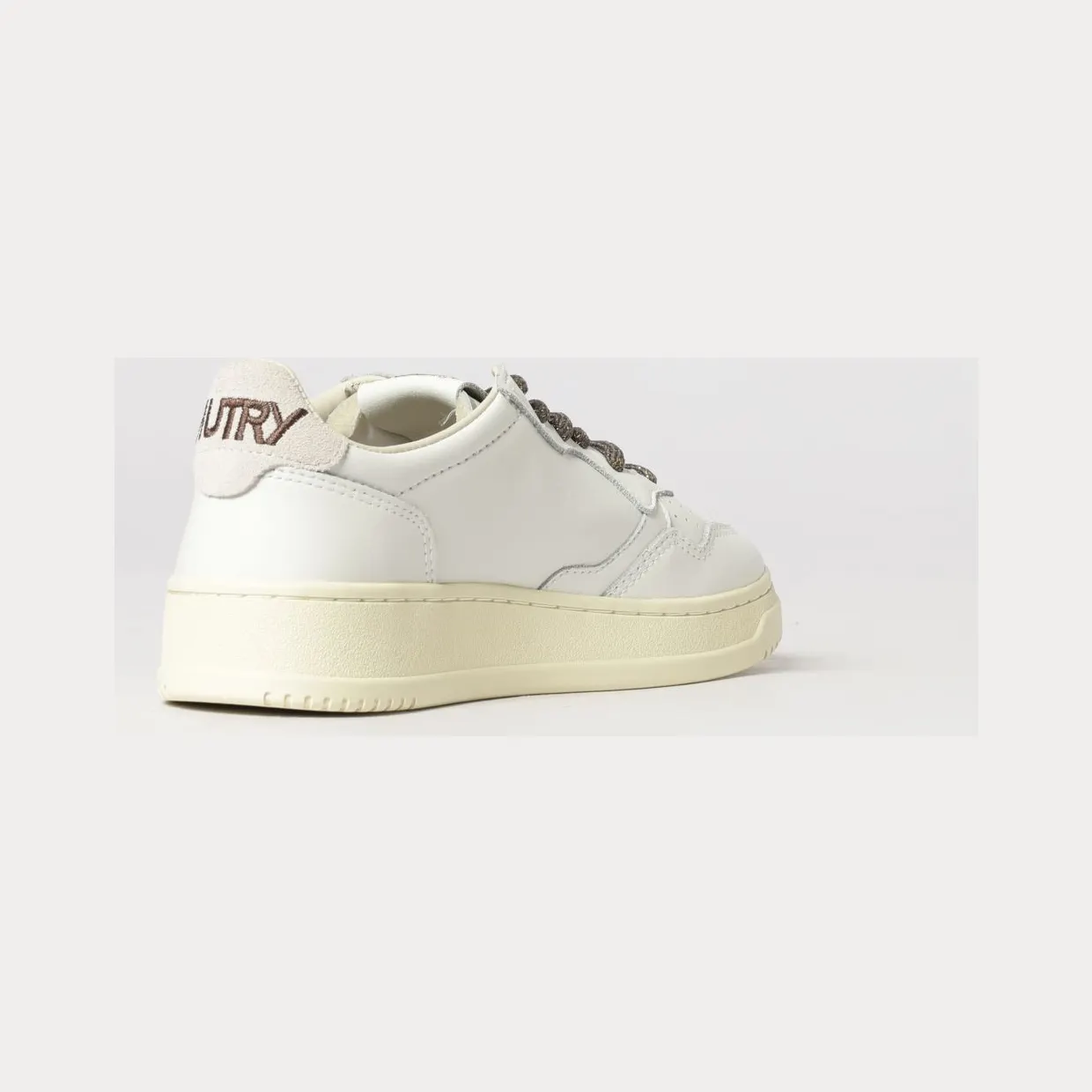 Autry Medalist Low Bicolor Leather Sneakers with Perforated Toe Brown (AULWSW05) (2)