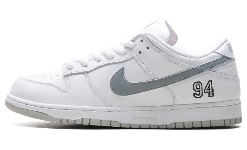 Nike SB Dunk Low “Supreme – White” (HQ8487-100)