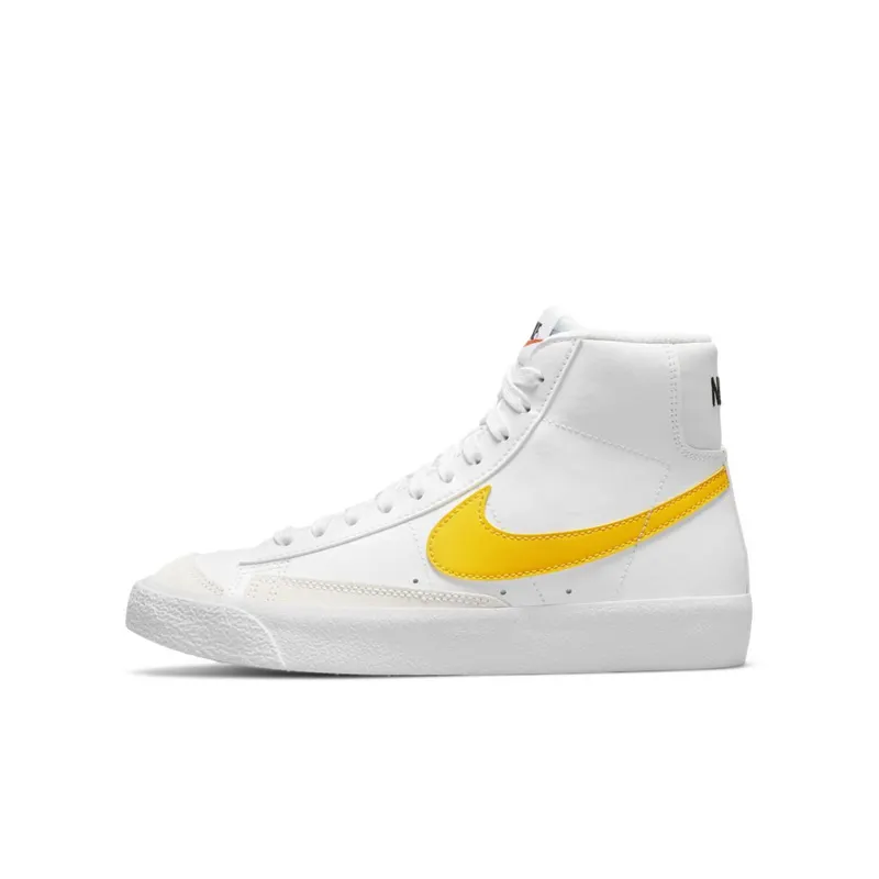 Nike Blazer Mid ’77 Older Kids’ White (DA4086-103)