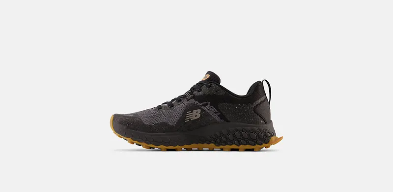 New Balance Black Fresh Foam X Hierro v7 Sneakers (WTHIERK7)