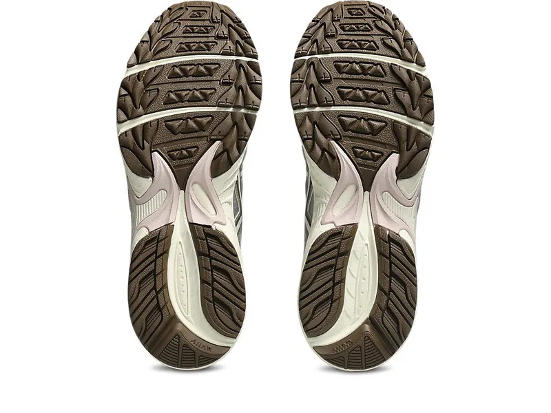 ASICS GEL-VENTX “Driftwood / Pure Silver” (1203B040-202)