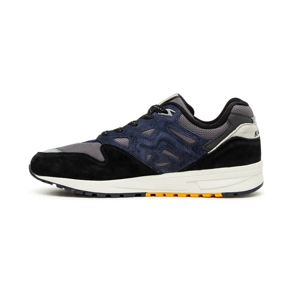 Karhu Legacy Jet Black / India Ink (F806023)