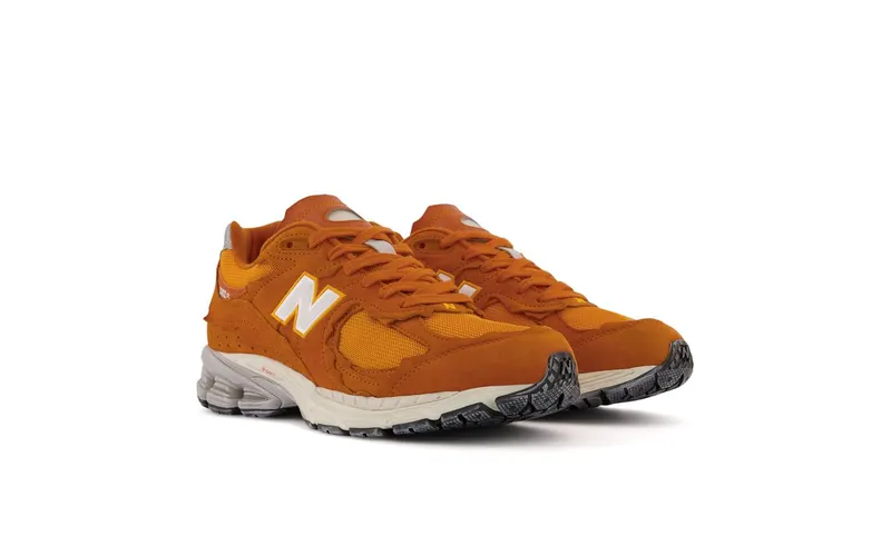 New Balance 2002R Protection Pack Vintage Orange (M2002RDE)