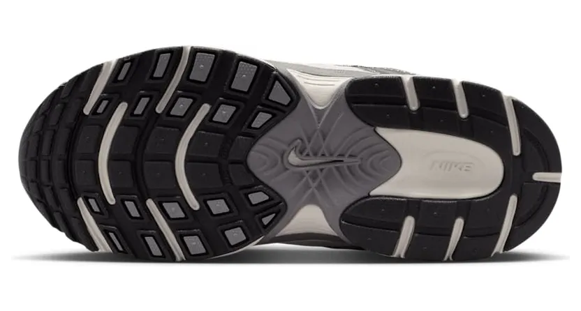 nike-v5-rnr HQ6412-003