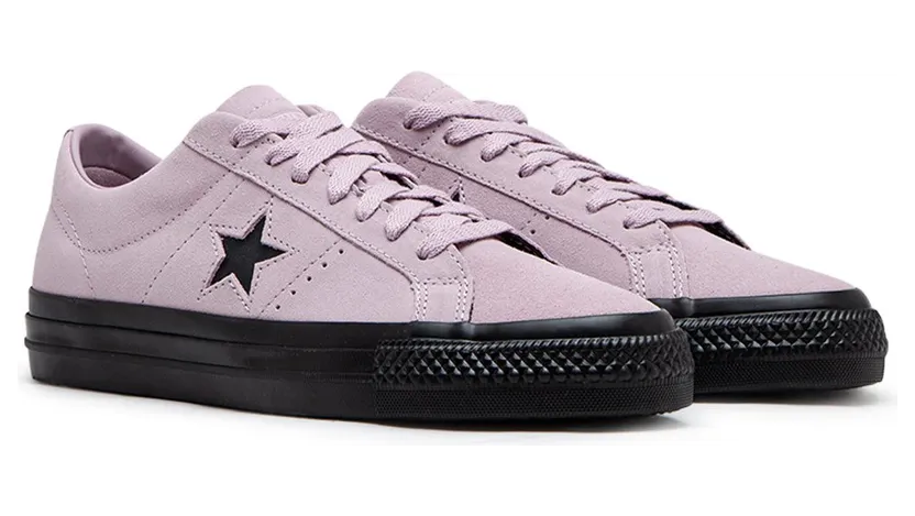 converse-sneaker A05318C