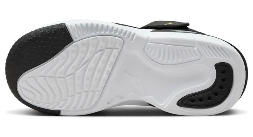 air-jordan-max-aura DZ4354-017