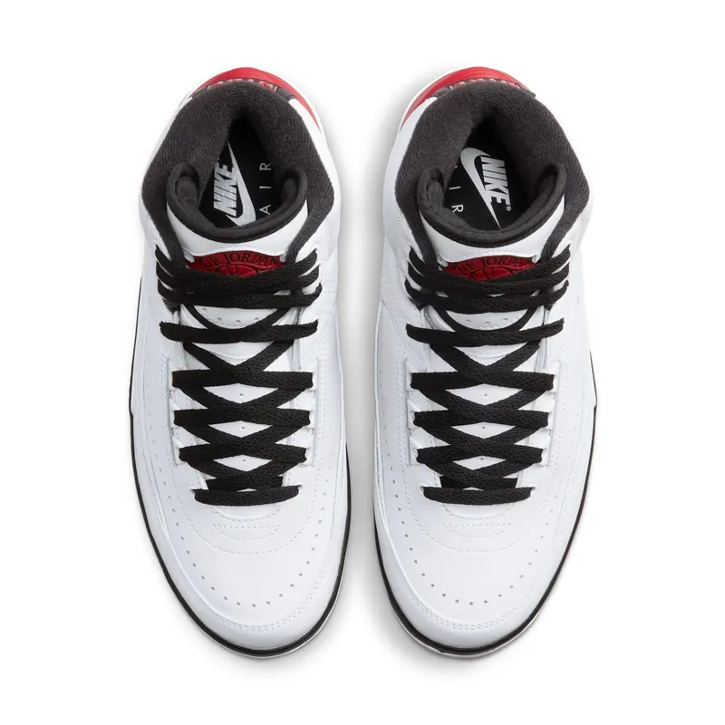 Jordan 2 Retro “Chicago (2022)” (DX4400-106)