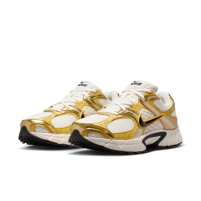 Nike V5 RNR “Sail Buff Gold” (HJ5228-107)