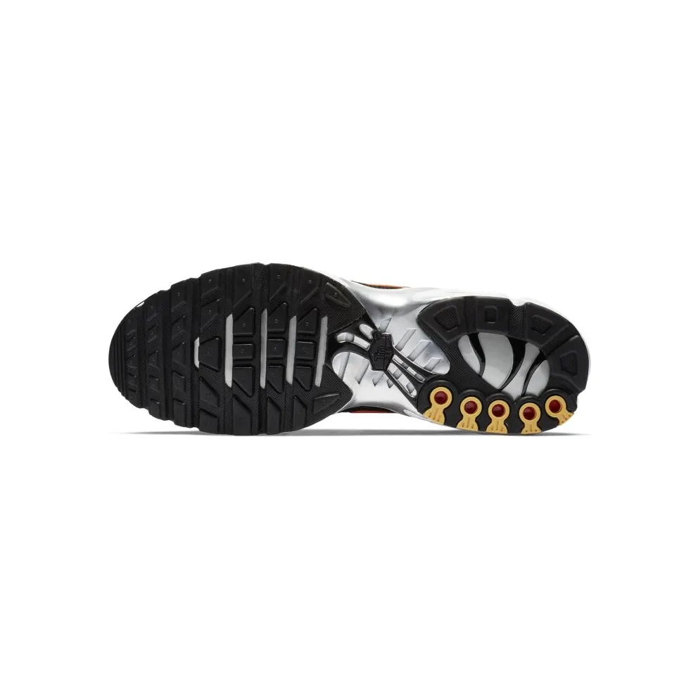 Nike Air Max Plus Black Dark Grey Hyper Crimson Black/Dark Grey-Hyper Crimson (CD1533-001)