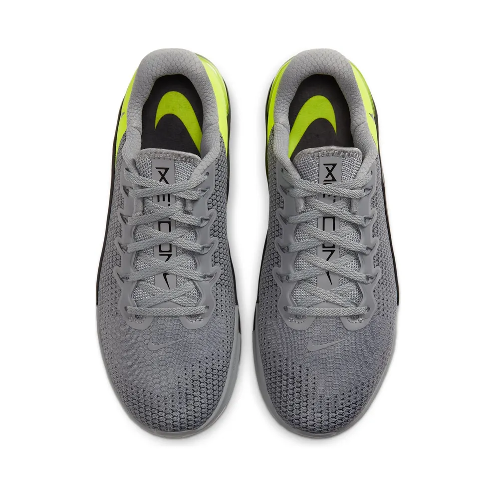 Nike Metcon 5 “Particle Grey / Barely Volt / Black / Dark Smoke Grey” (AQ1189-017)