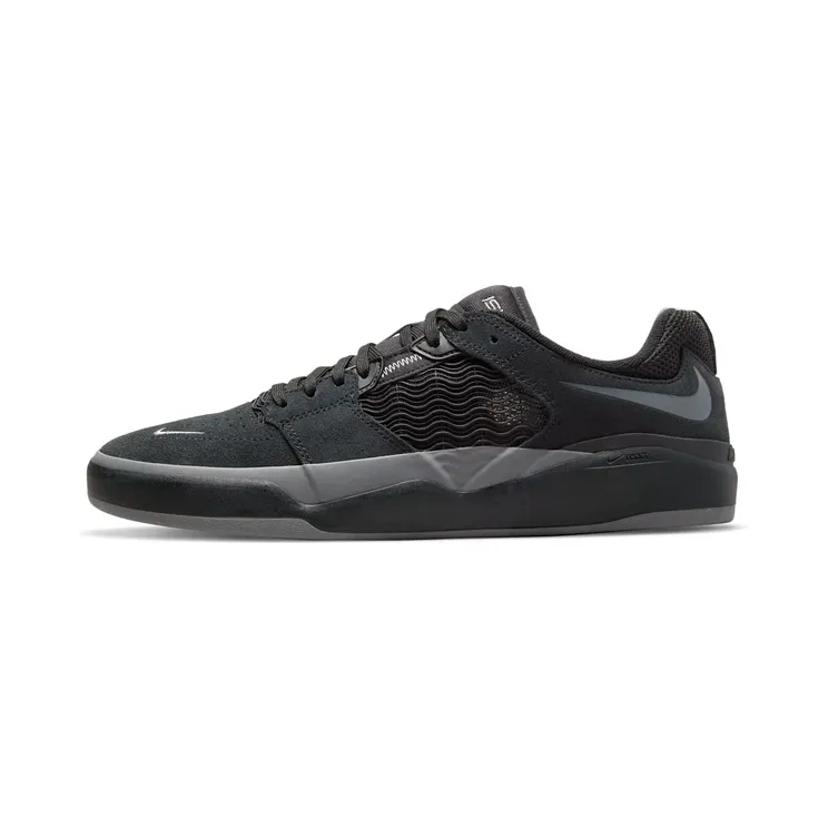 Nike SB Ishod Wair “Black / Citron Tint / Smoke Grey” (DC7232-003)