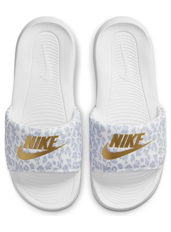 nike-victori-one CN9676-103
