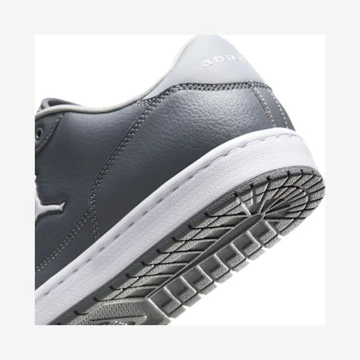 nike-free IQ5698-005