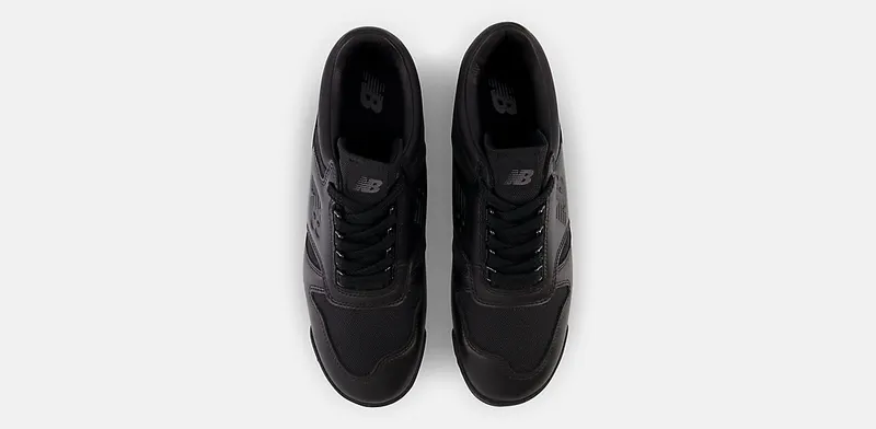 New Balance Rainier Low “Triple Black” (UALGSBBB)