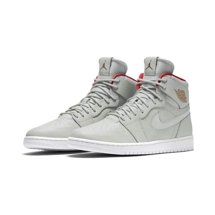 Air Jordan 1 Retro High NOUV Snakeskin – Wolf Grey (819176-050)