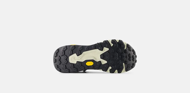 NEW BALANCE Hierro Hiker GORE-TEX® “BLACK / DARK SILVER METALLIC / Timberwolf” (MTHIMCB9)
