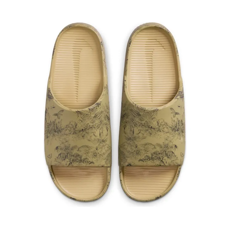 nike-calm HQ1125-201
