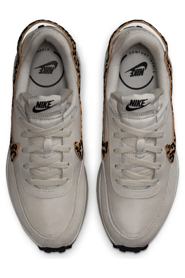 nike-waffle-debut HF1856-001