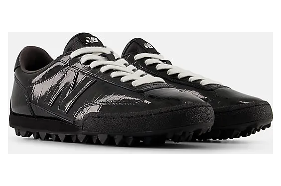 New Balance Gator Run “Black”: terreinbeest voor stad én pad (4)