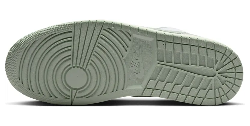 air-jordan-1 FN5214-131