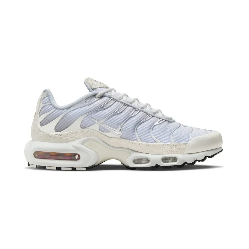 Nike Air Max Plus Pure Platinum/Sail/Wolf Grey/Metallic Silver (FN7813-001)