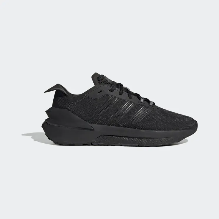 adidas Avryn Core Black / Core Black / Carbon (HP5982)