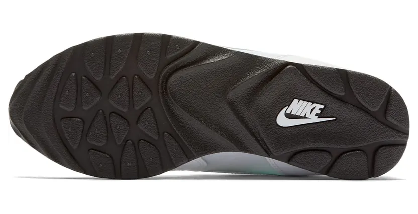 nike-outburst AO1069-107