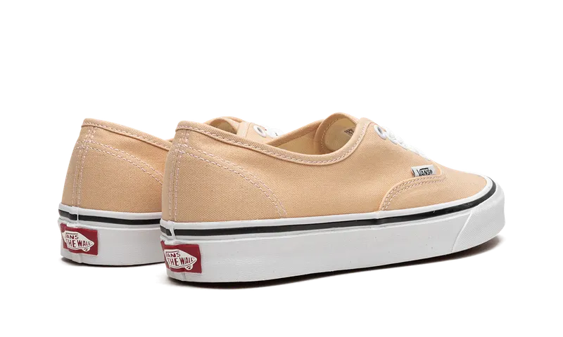 Vans Authentic “Orange” (VN0A5KS9BLP)