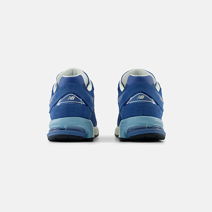 new-balance-2002r M2002RFE