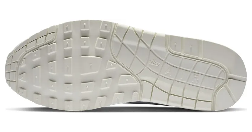 nike-air-max DC9204-100