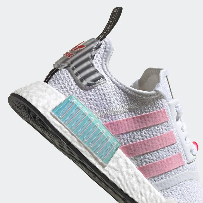 adidas NMD_R1 Cloud White / True Pink / Core Black (FZ3777)