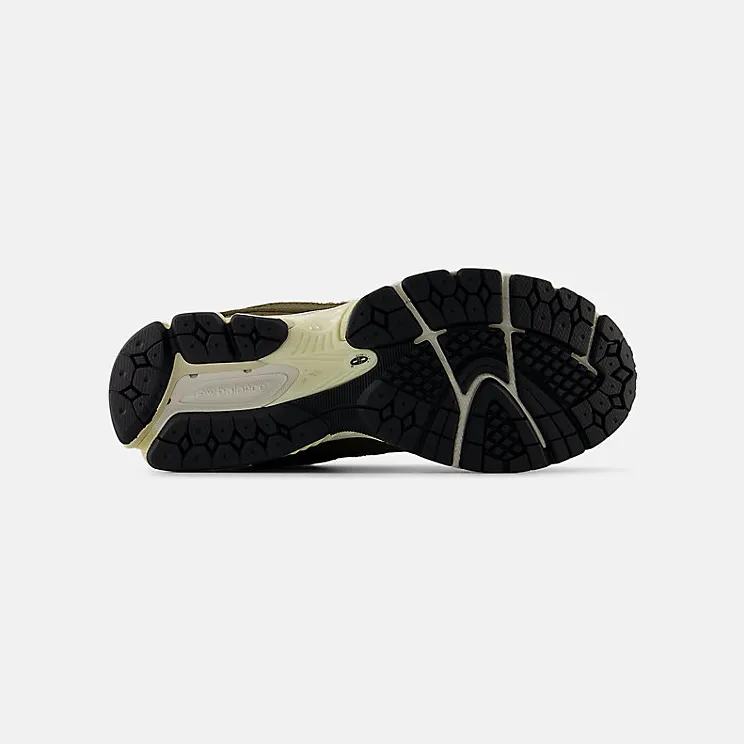new-balance-2002r M2002RZD
