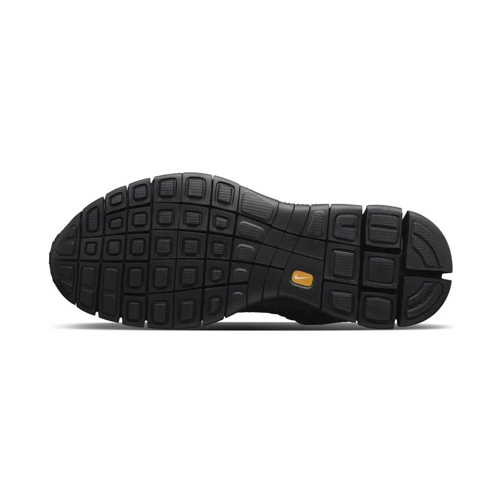 Nike Free Inneva Woven 2 Triple Black Suede Black/Black (813040-001)