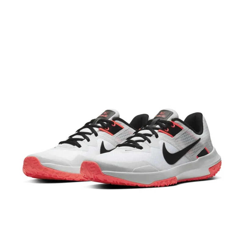 Nike Varsity Coompete TR 3 White Laser Crimson White/Photon Dust/Laser Crimson (CJ0813-100)