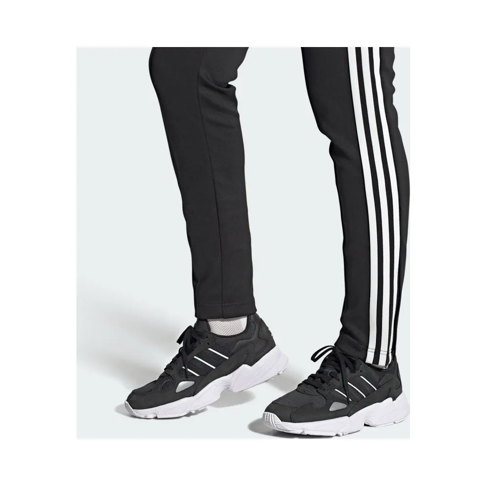 Adidas Falcon Core Black / Core Black / Cloud White (IG8301)