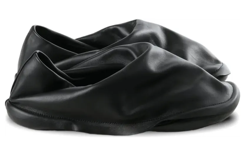 CamperLab x Issey Miyake Peu Form – Black (K201849)