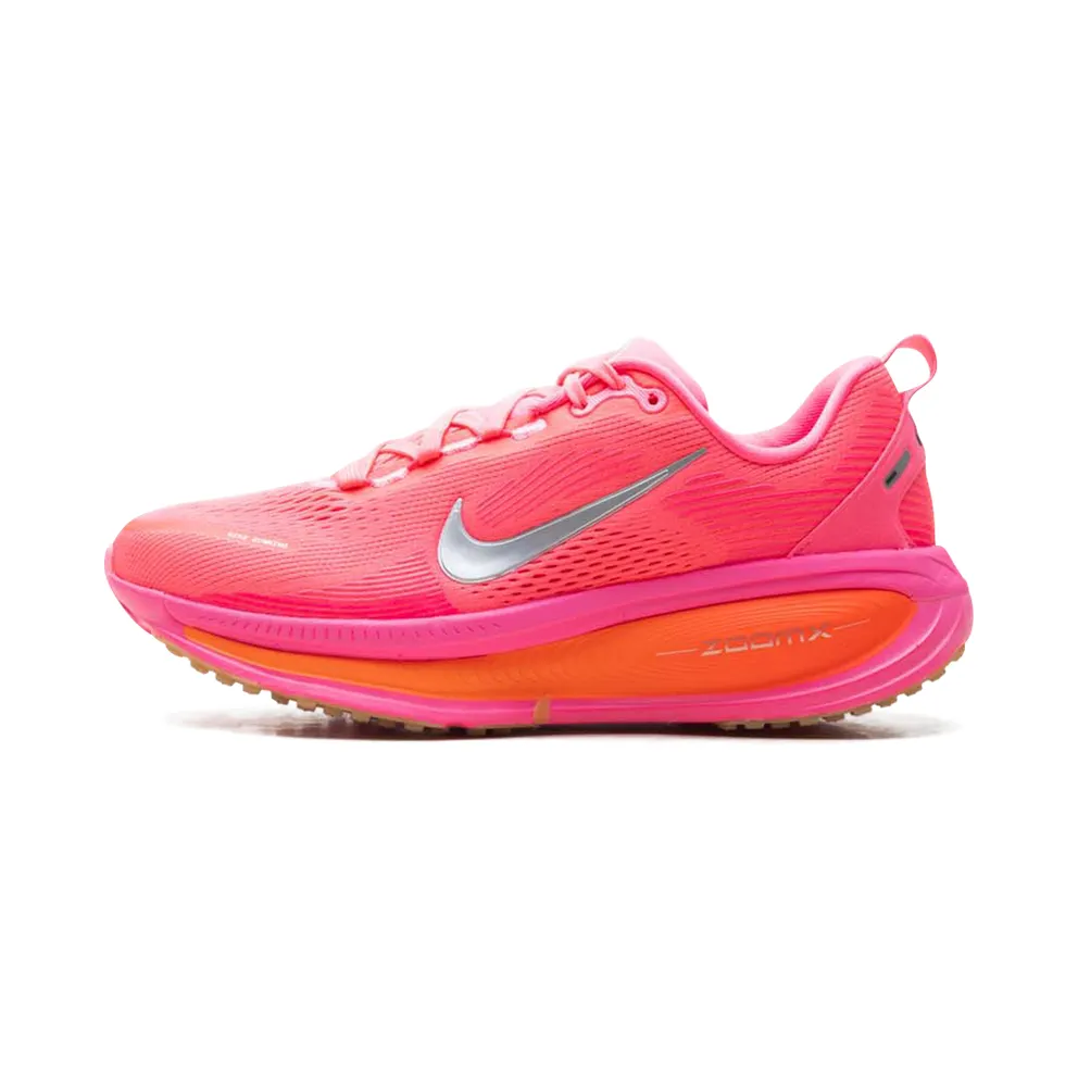 Nike Vomero 18 “Digital Pink Hyper Orange” (HM6804-602)