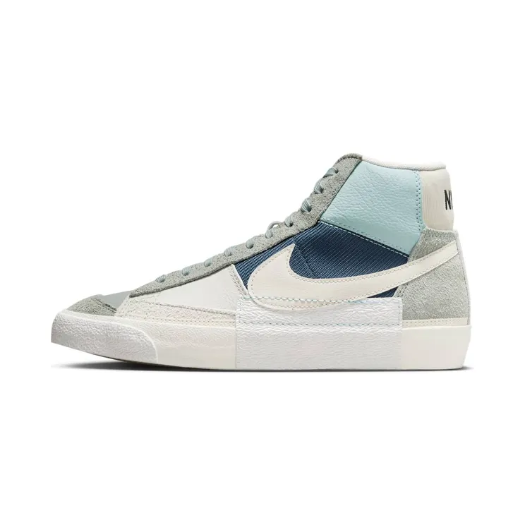 Nike Blazer Mid Pro Club “Mica Green / Midnight Navy / Light Bone” (DQ7673-300)