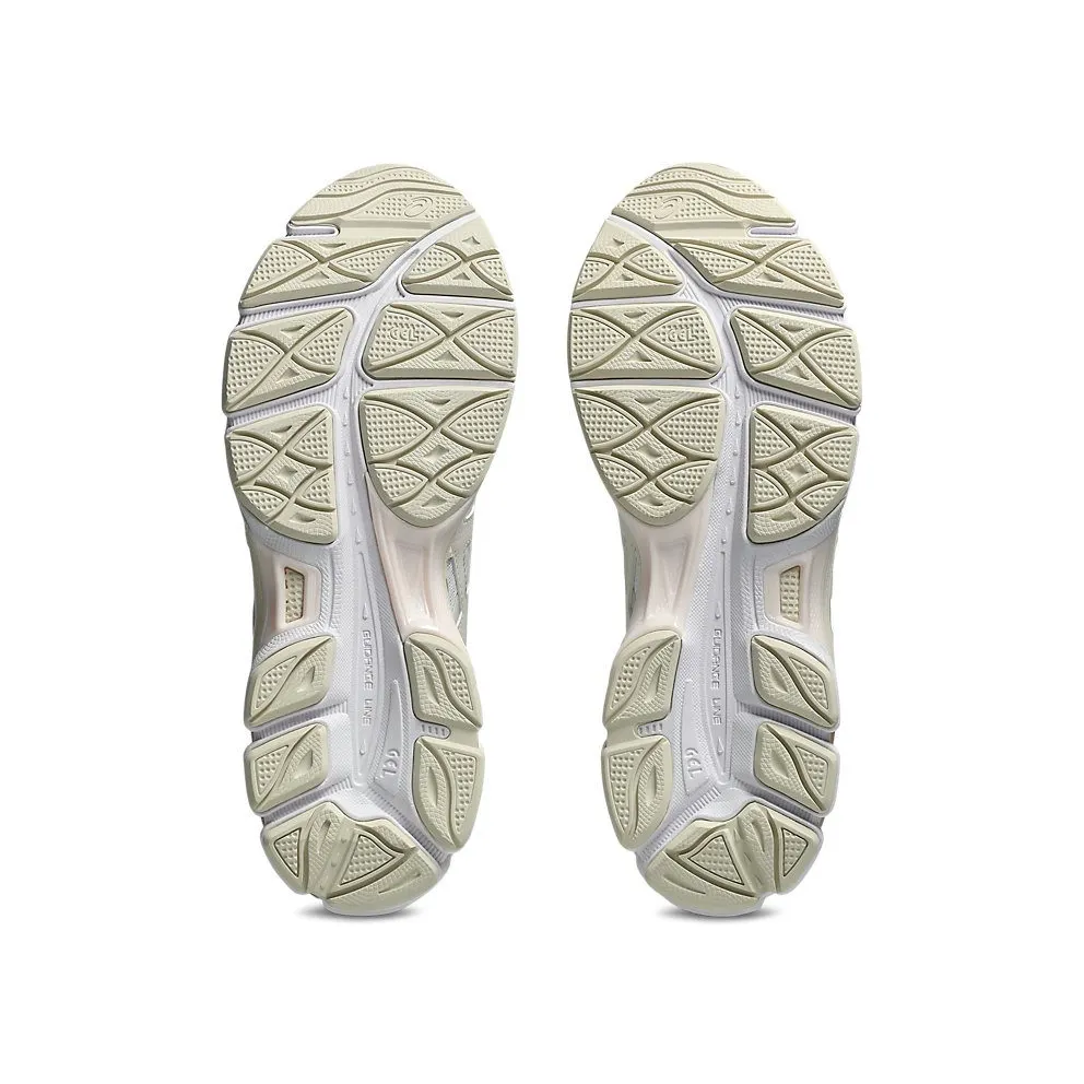 ASICS GEL-CUMULUS 16 “White / Cream” (1203A887-100)