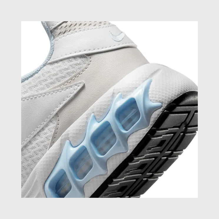 nike-zoom DN1392-100