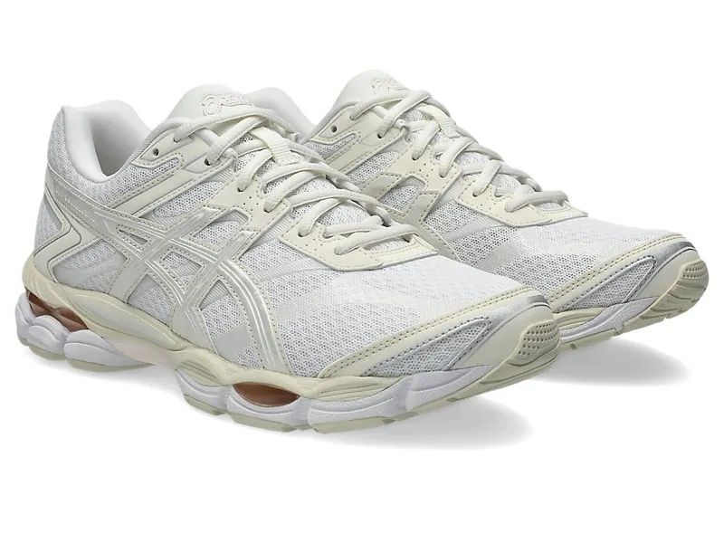 ASICS GEL-CUMULUS 16 “White / Cream” (1203A887-100)
