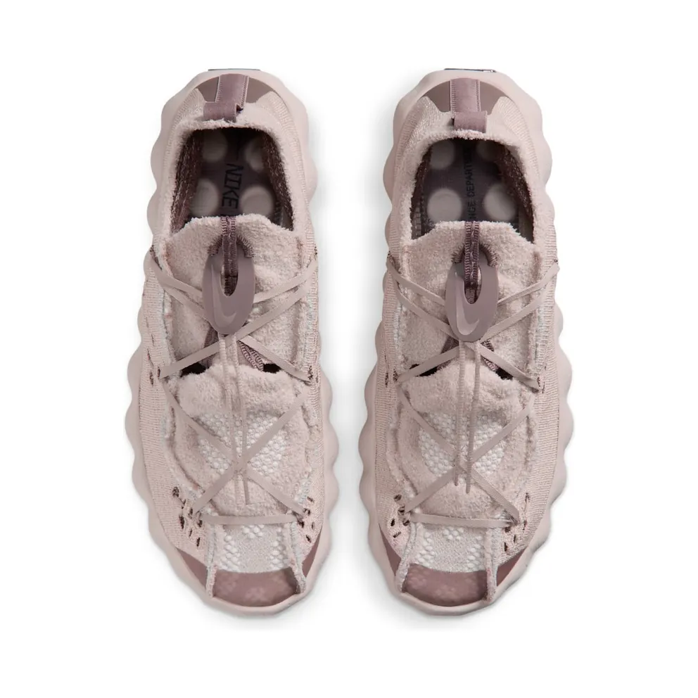 Nike Mind 002 Flyknit – “Sanddrift / Plum Eclipse / Light Orewood Brown / Fossil Rose” (IR2176-101)