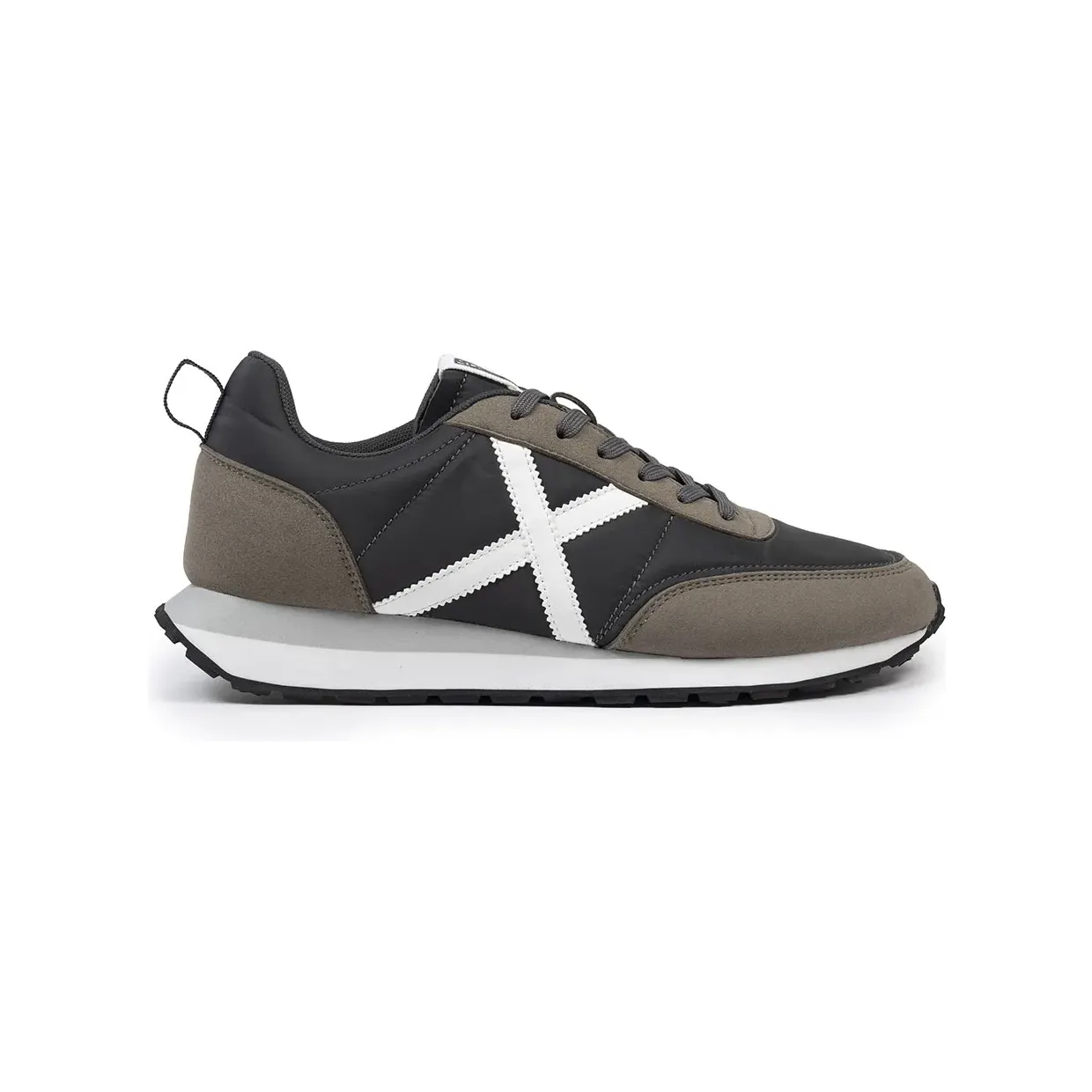 munich-sneaker 4882004
