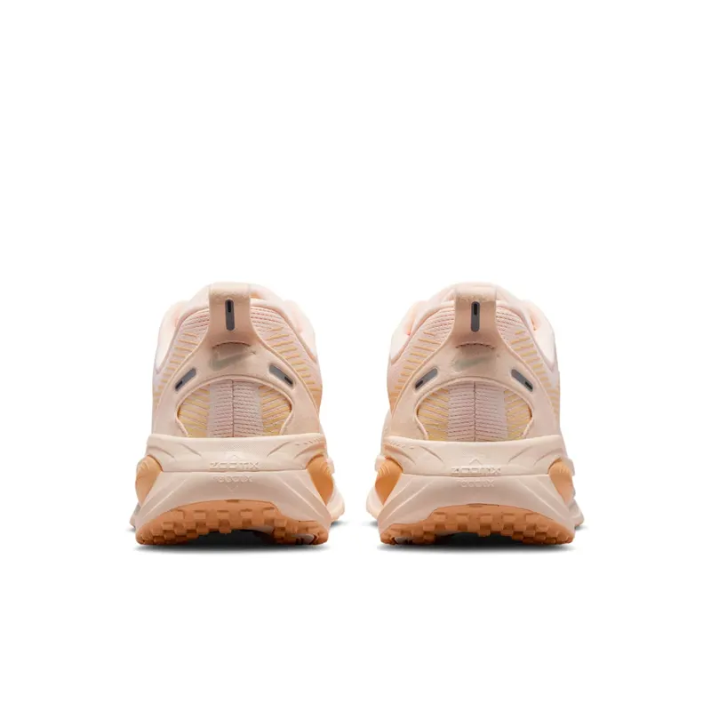 Nike Vomero 18 Guava Ice Orange Chalk (HM6804-800)