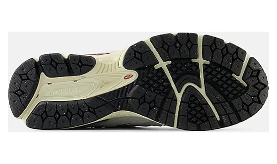 new-balance-2002r M2002NA