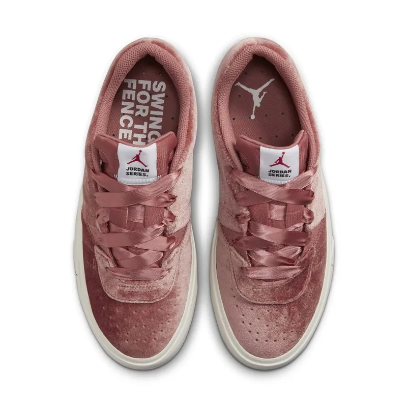 Jordan Series .05 SE Low Pink (DZ7737-600)