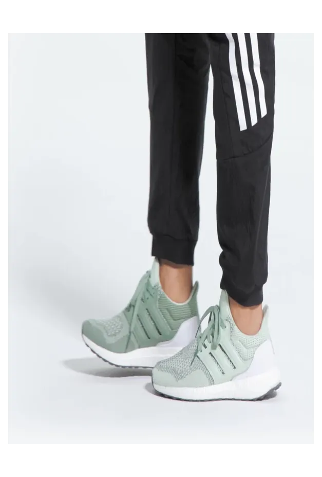 adidas-ultraboost HQ2199